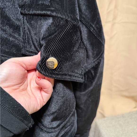 PrettyLittleThing Black Velvet Corduroy Bomber Jacket with Gold Accents - Picture 11 of 16
